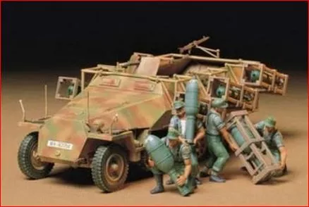 Tamiya 35151 1:35 Mtl.Spw.Sd.Kfz.251-1 Auf.D