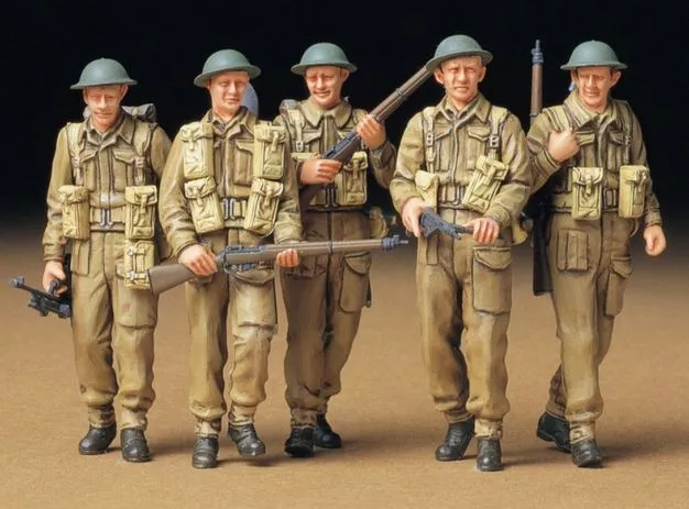 Tamiya 35223 1:35 infanterie britanique en patroille, 5 figurines avec accessoires