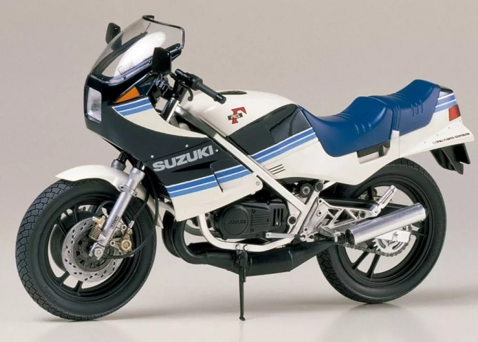 Tamiya 14024 1:12 Suzuki RG250