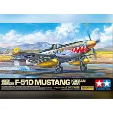 Tamiya 60328 1:32 North American F-51D Mustang, guerre de Corée