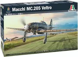 Italeri 2519 1:32 Macchi MC.205 Veltro