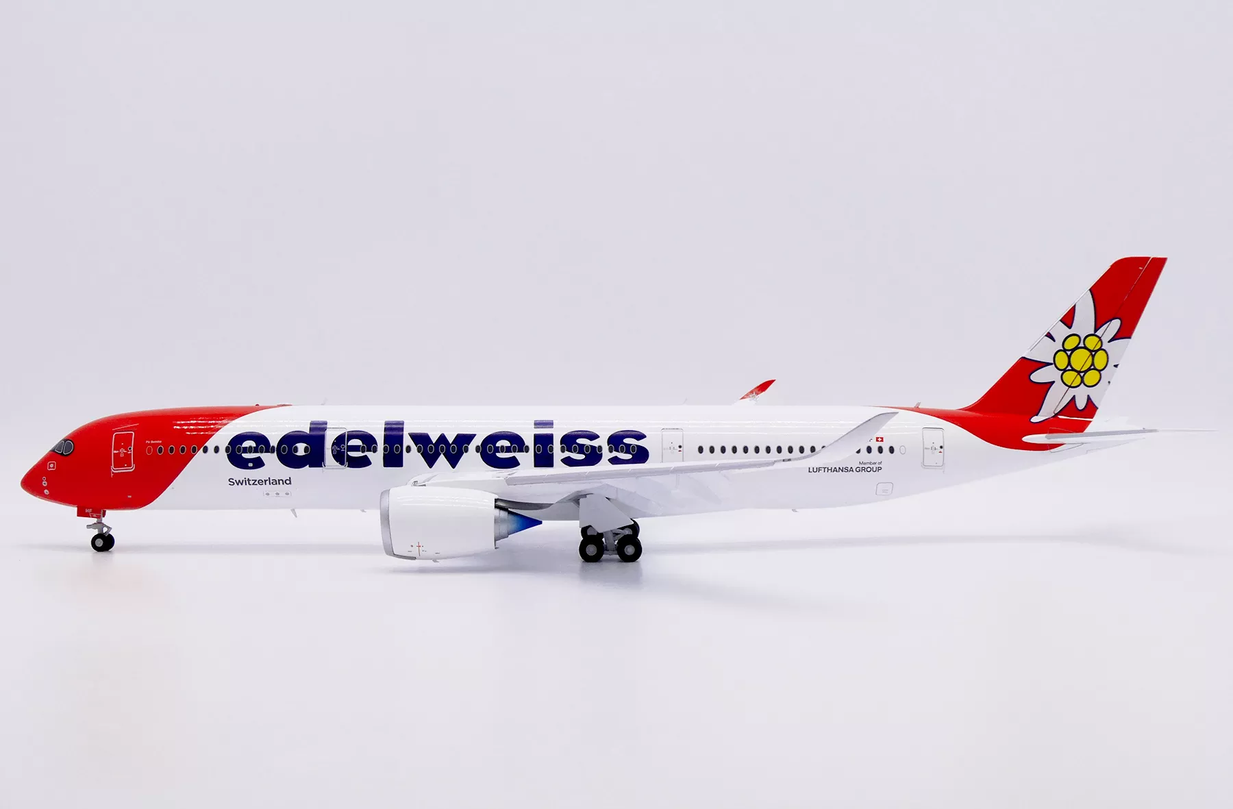 Diecast 1:200 A350-900 Edelweiss HB-IHF