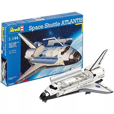 Revell 04544 1:144  Space shuttle Atlantis