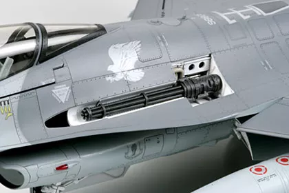 Tamiya 60315 1:32 F-16CJ