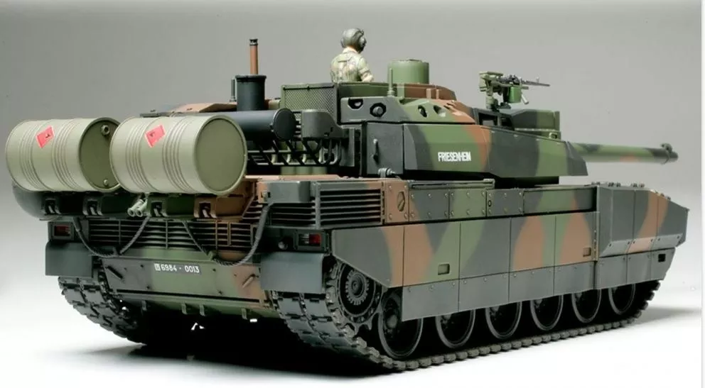 Tamiya 35362 1:35 char Leclerc série 2