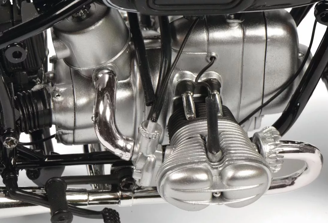 Schuco 450665800 1:10 BMW R69S monoplace