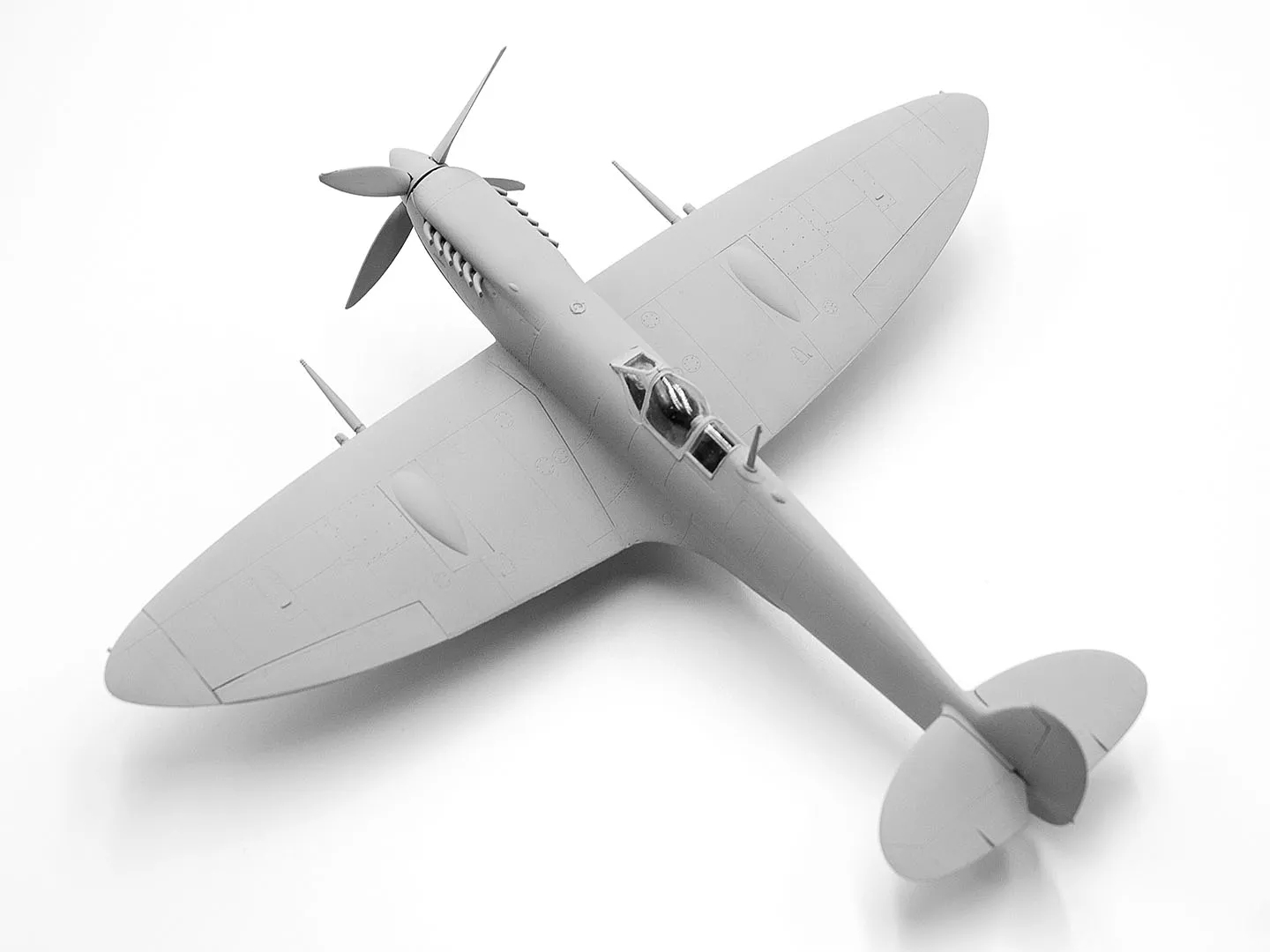 ICM 48061 1/48 Supermarine Spitfire Mk.IX