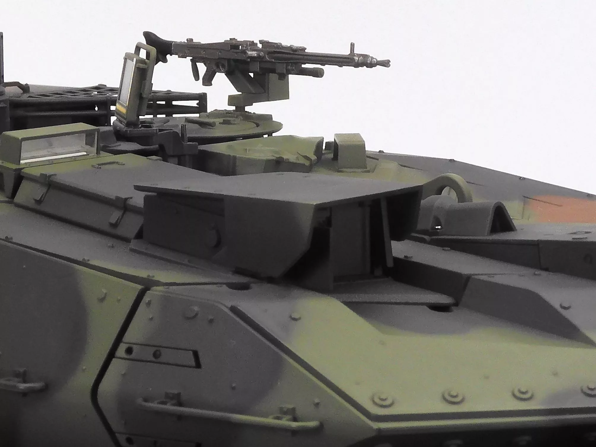 Tamiya 56047 1/16 RC Char Allemand Leopard 2 A7V