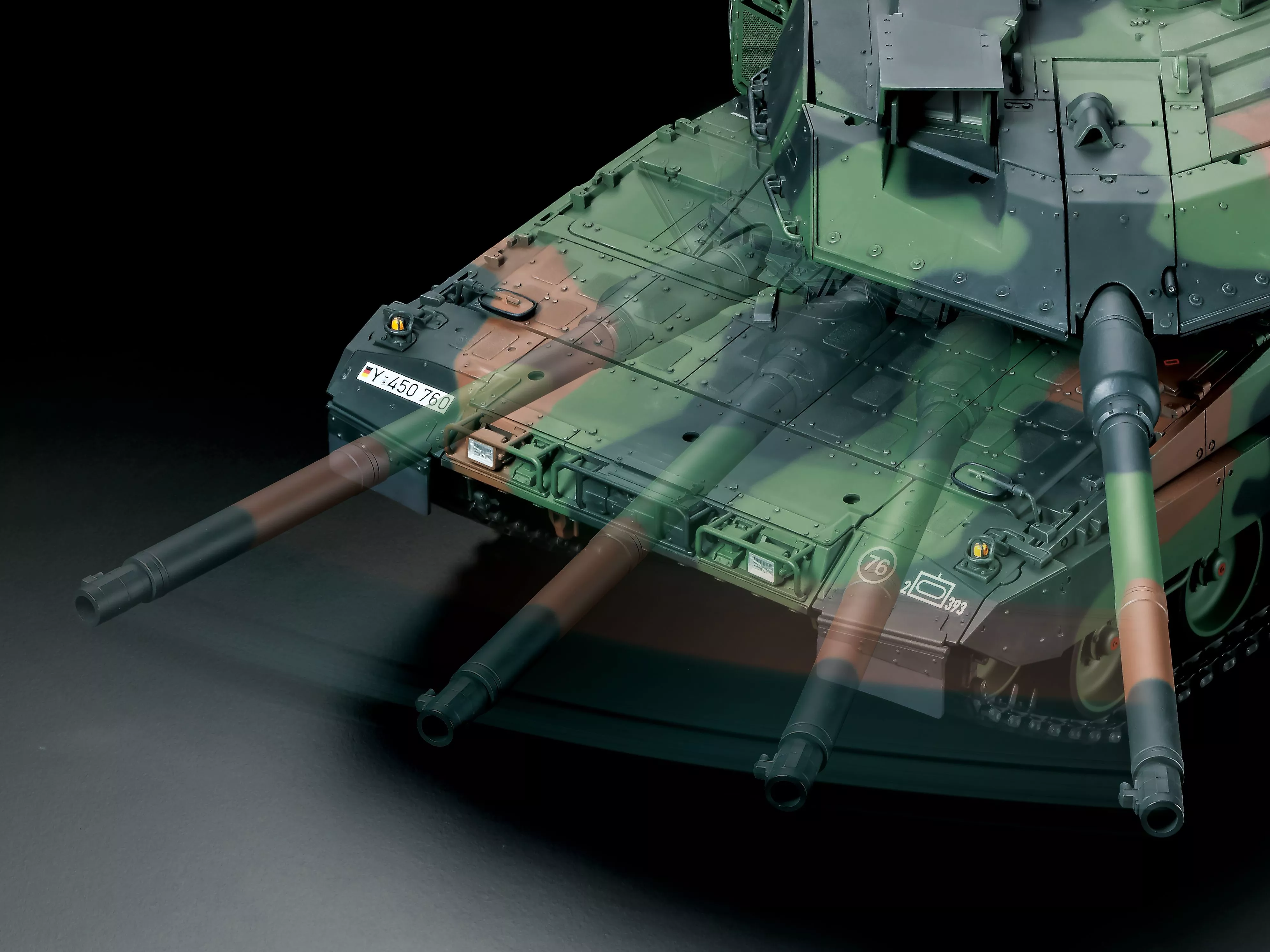 Tamiya 56047 1/16 RC Char Allemand Leopard 2 A7V