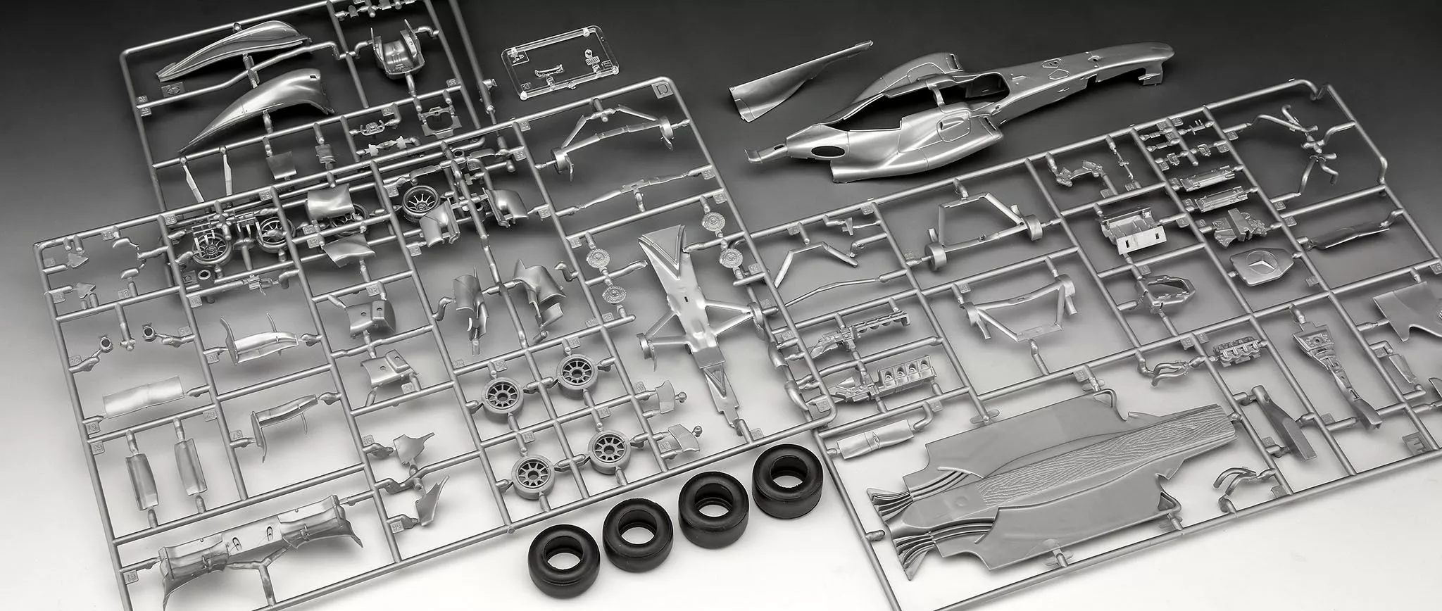 Revell 07096 1:24 Vodafone McLaren Mercedes MP4-25