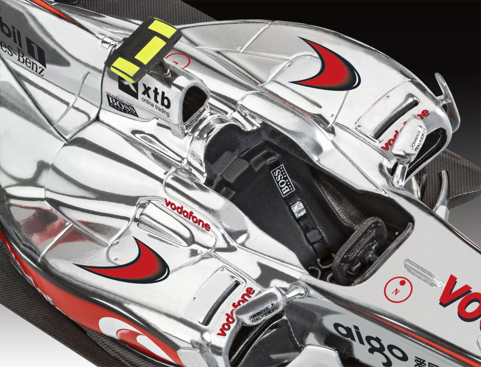 Revell 07096 1:24 Vodafone McLaren Mercedes MP4-25