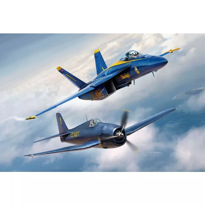 Revell 05613 1/72 Blue Angels - 80 years