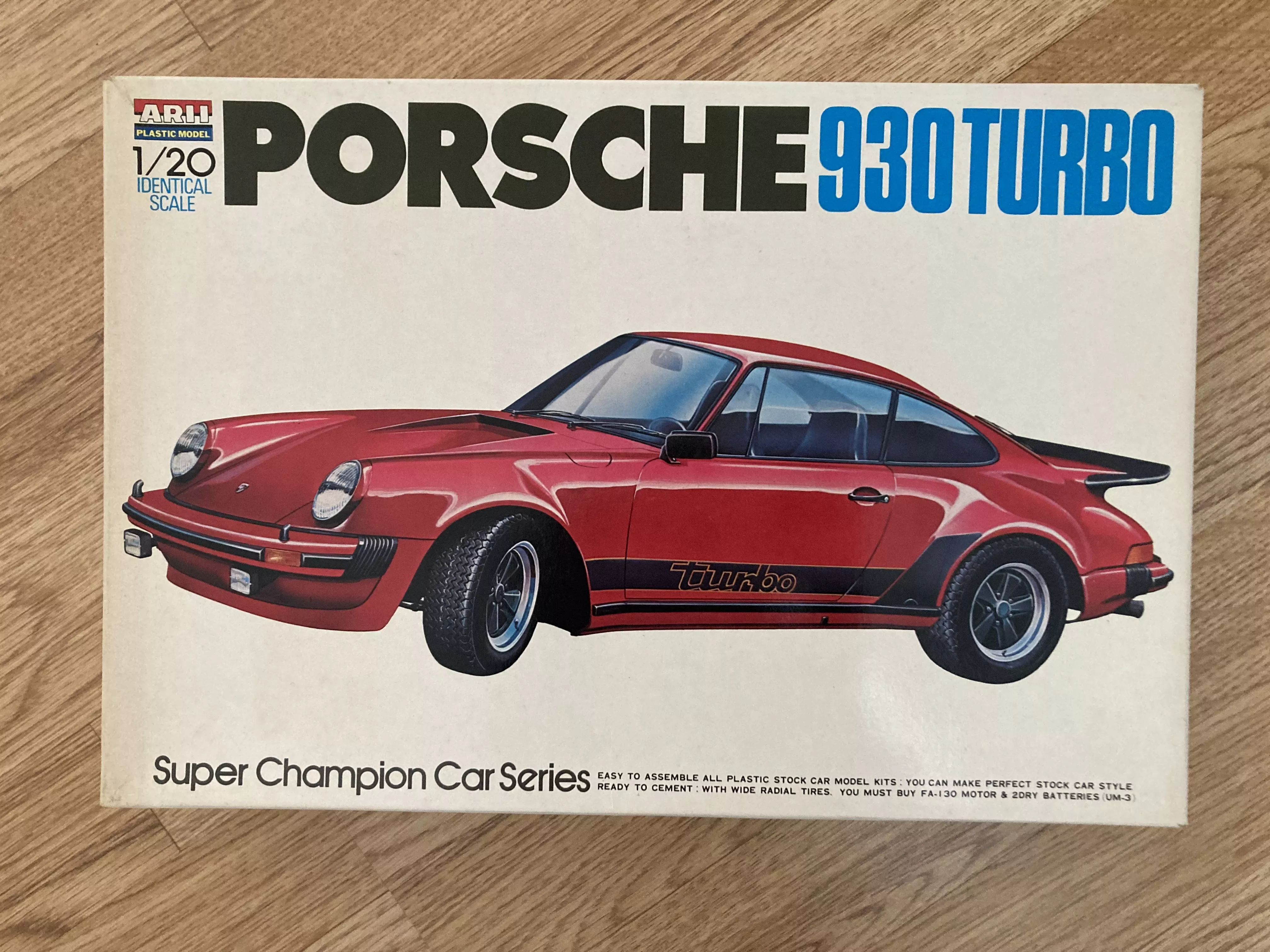 Occasion : ARII 1:20 Porsche 930 Turbo