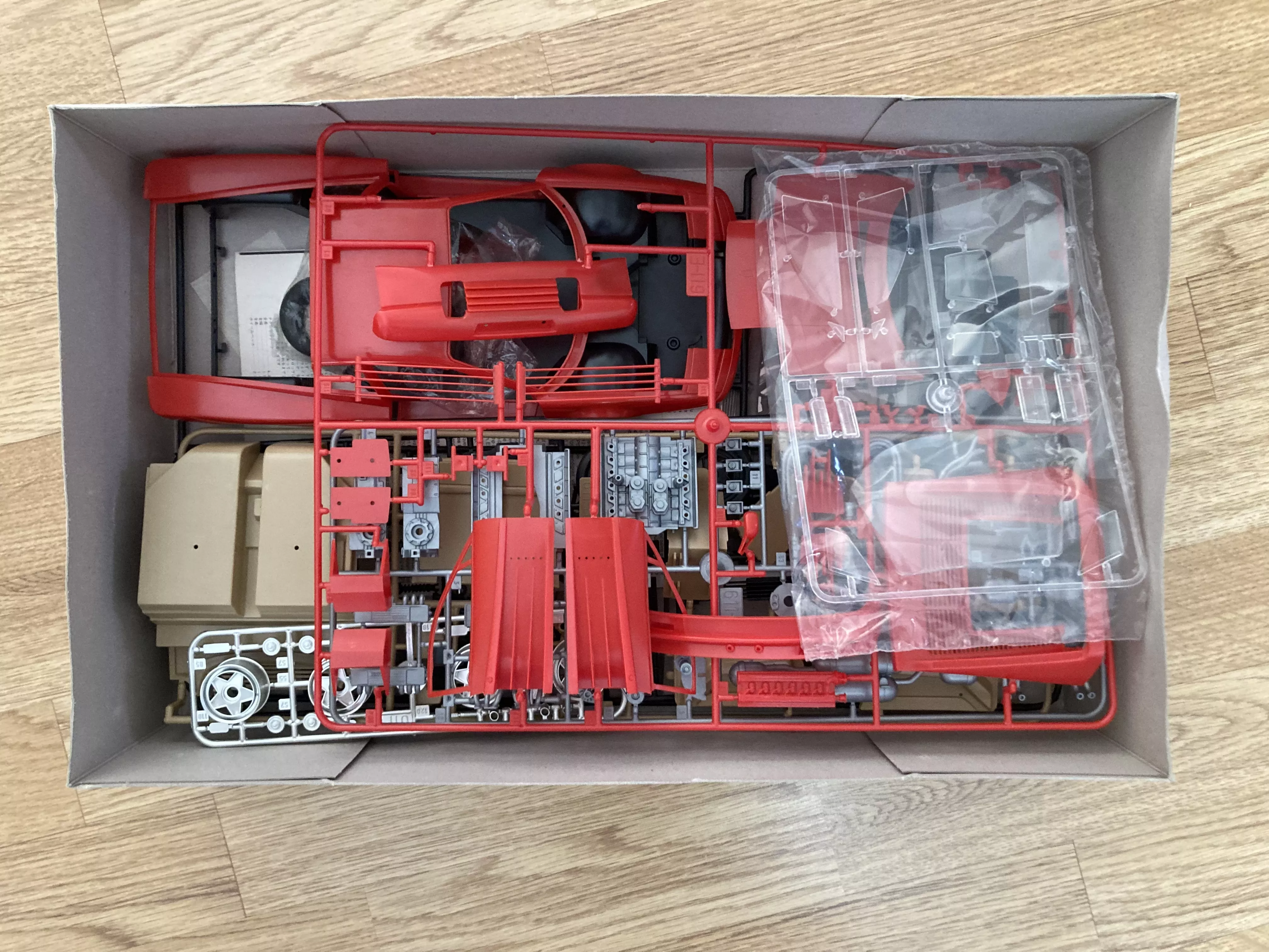 Occasion : Italeri 1:16 Ferrari Testarossa