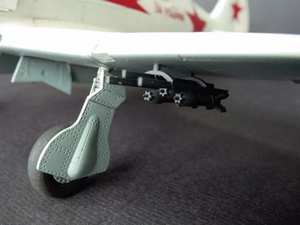 Trumpeter 02230 1:32 Mikoyan-Gurevich MIG-3