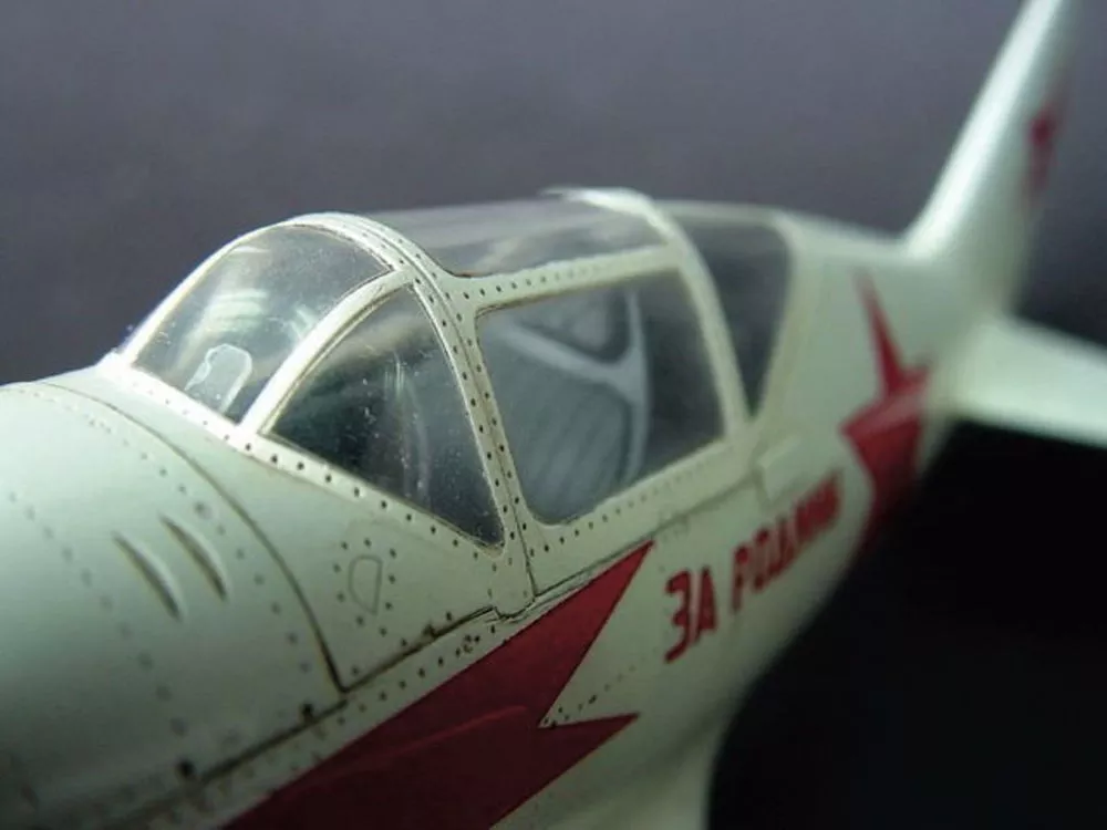 Trumpeter 02230 1:32 Mikoyan-Gurevich MIG-3