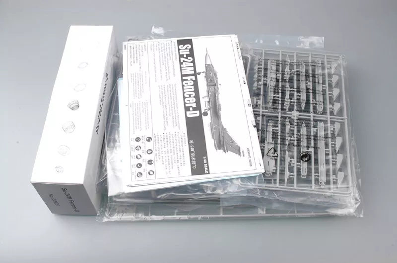 Trumpeter 02835 1:48 Sukhoï Su-24M Fencer-D