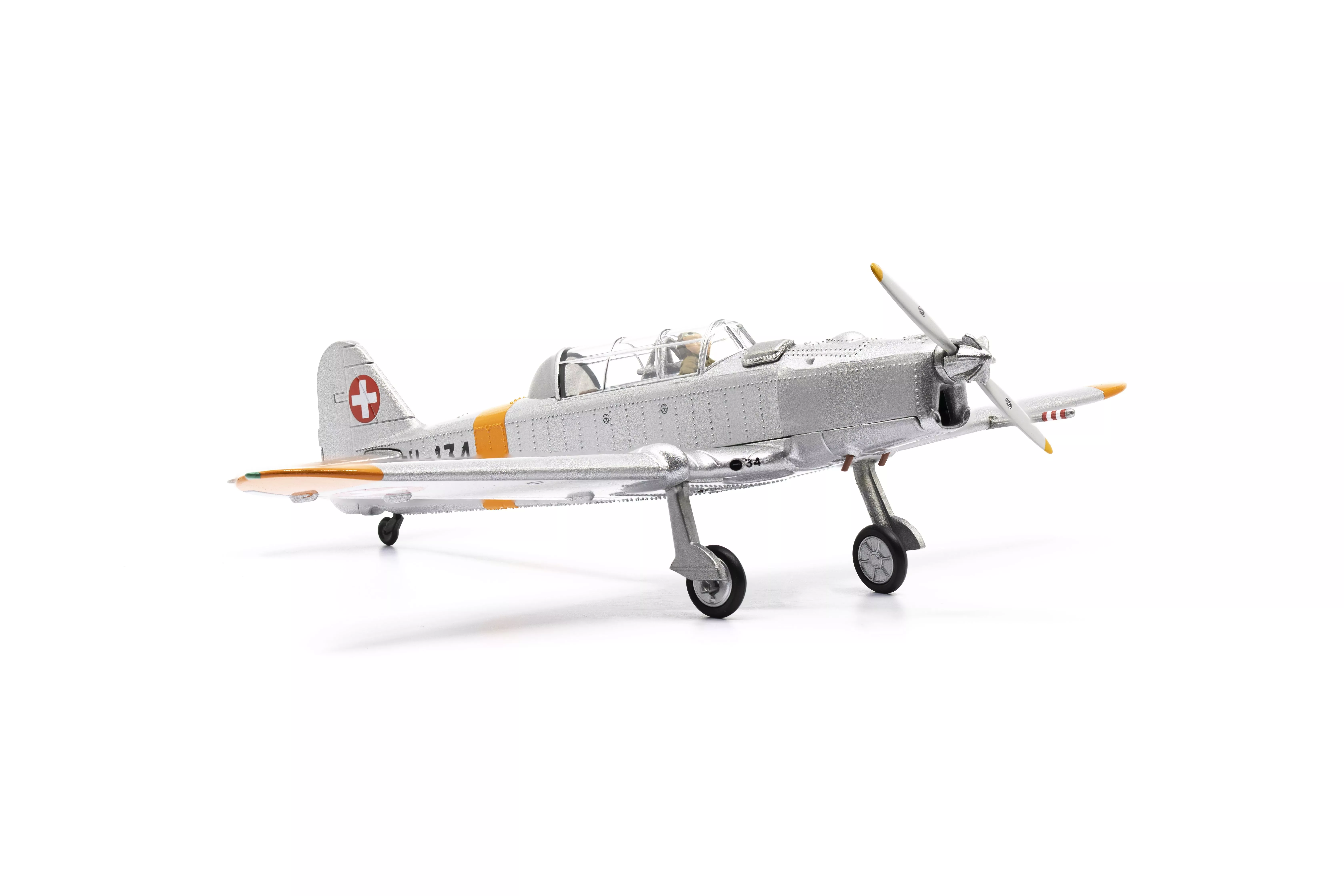 ACE 1552 1:72 Pilatus P-2-06 U-134 année 1970