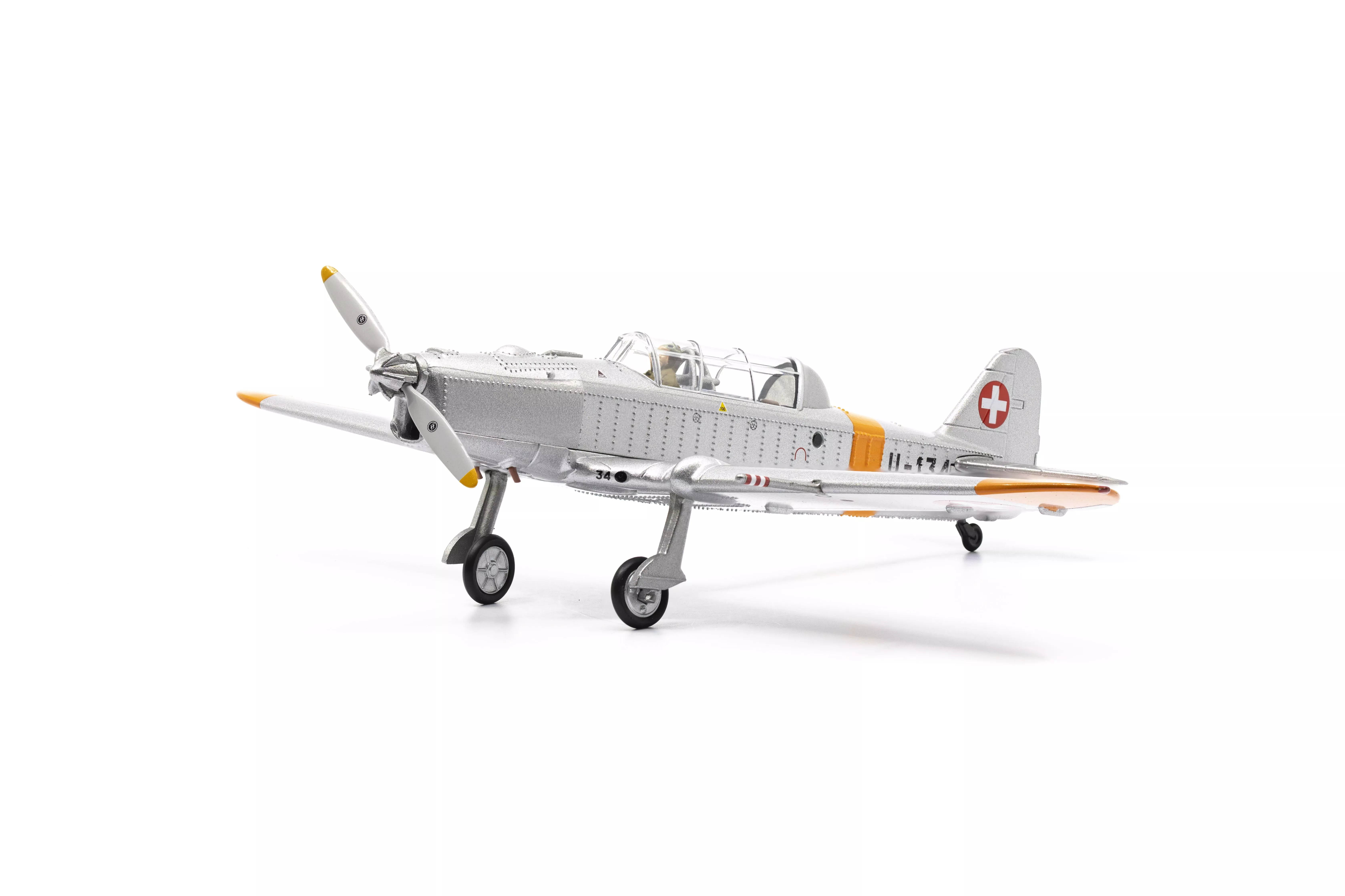 ACE 1552 1:72 Pilatus P-2-06 U-134 année 1970
