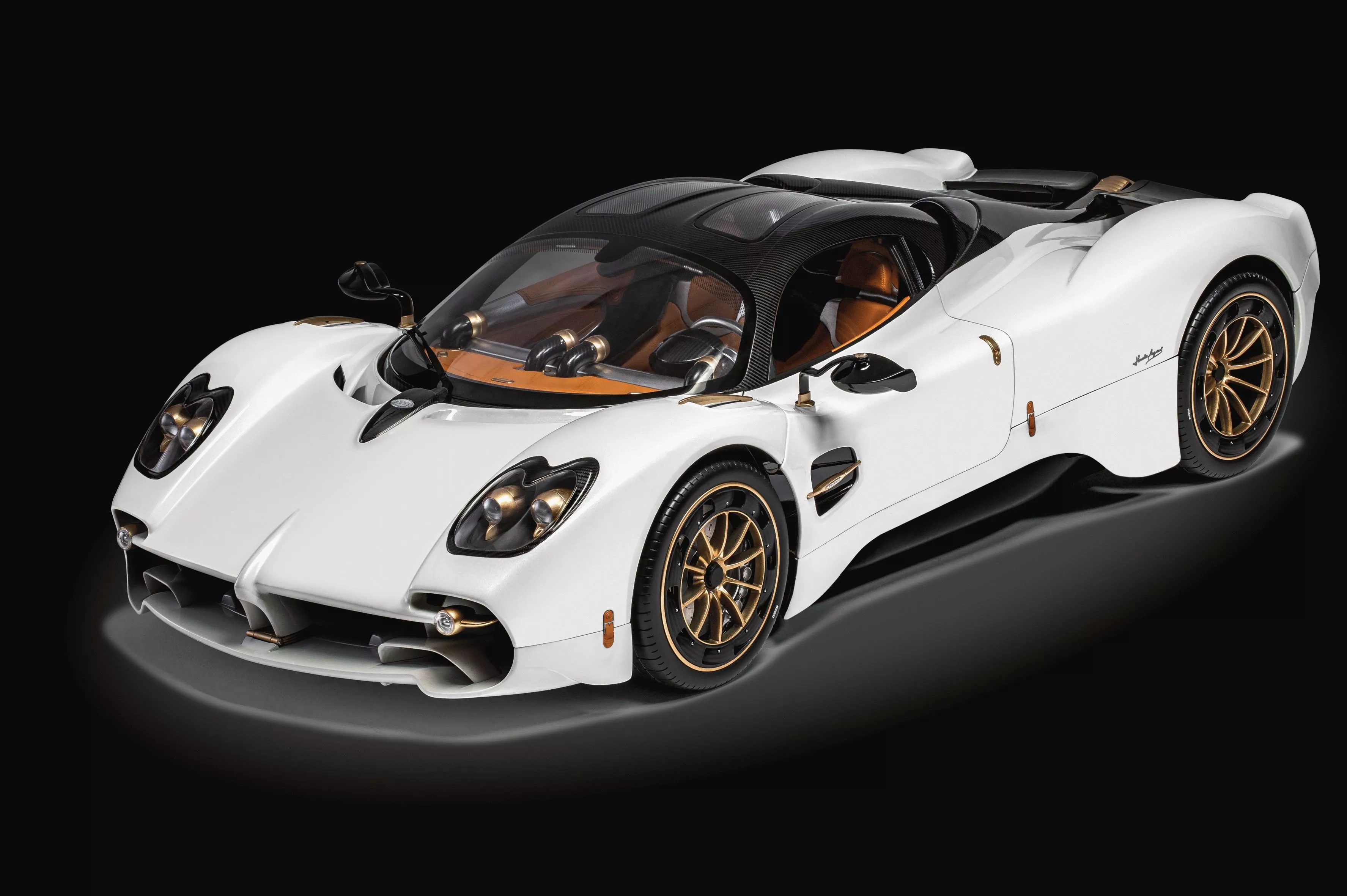 Pagani Utopia Coupé Bianco Perla 1:8 Pocher - HK123
